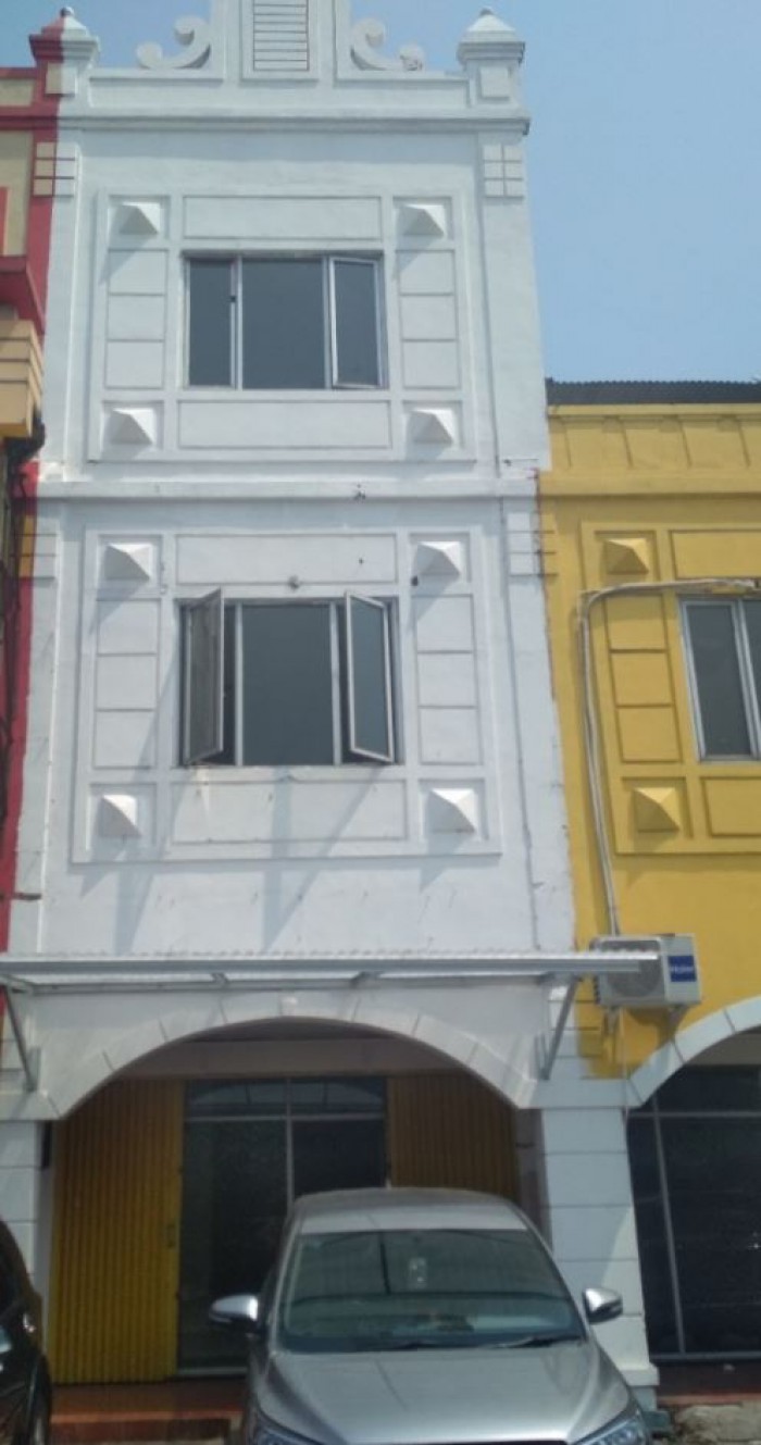 Jln.Kasuari Raya Blok S1D/3-3A-5 Ruko Roxy Jababeka